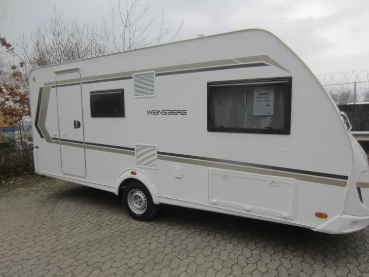Weinsberg CaraOne 480 QDK als Wohnwagen in Plaidt-Koblenz bei   von Camping-Center Klein GmbH für 23.900 € zu verkaufen