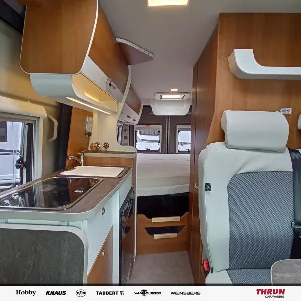 interiorShots.viewFrontRear
