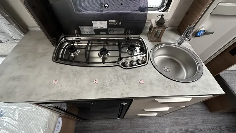 Knaus Sport 500 EU 4034 (8).JPG