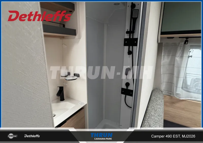 11_Camper490EST_Dusche.jpg