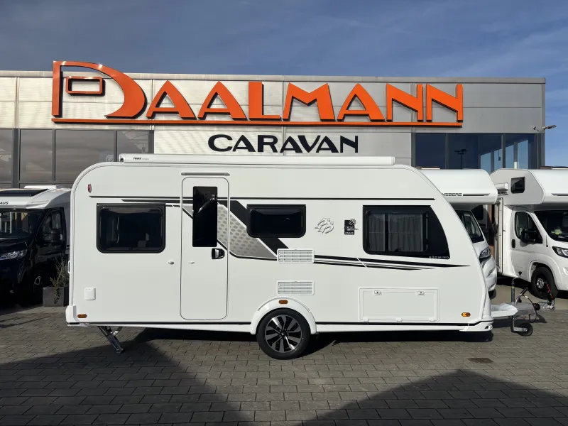 Knaus Südwind 460 EU Black Selection Weiß, MonoControl ThuleMarkise