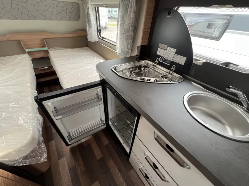 19980378.jpg 19980378.jpg