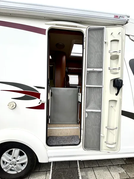 Eura Mobil Terrestra T 590 FB AHK, TV, Navi, Kamera, Autom.