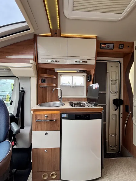 Eura Mobil Terrestra T 590 FB AHK, TV, Navi, Kamera, Autom.
