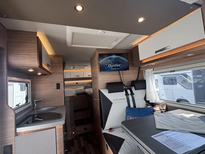 Weinsberg CaraCompact EDITION PEPPER 640 MEG Voll-LED, MBUX Distronic, etc.