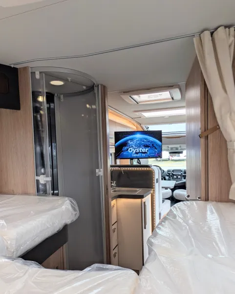 Knaus Sky TI 700 MEG IC- Line 3,8t Lithium CareDrive