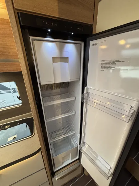 Knaus Sky TI 650 MEG IC-Line Vollausstattung! Aut.
