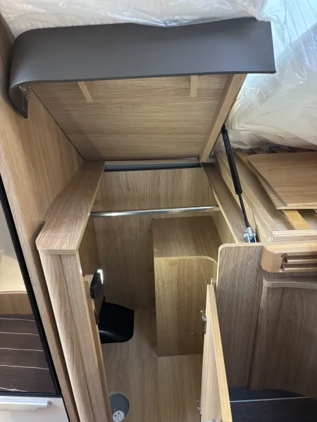 Knaus Sky TI 650 MEG IC-Line Vollausstattung! Aut.