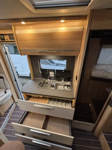 Knaus Sky TI 650 MEG IC-Line Vollausstattung! Aut.