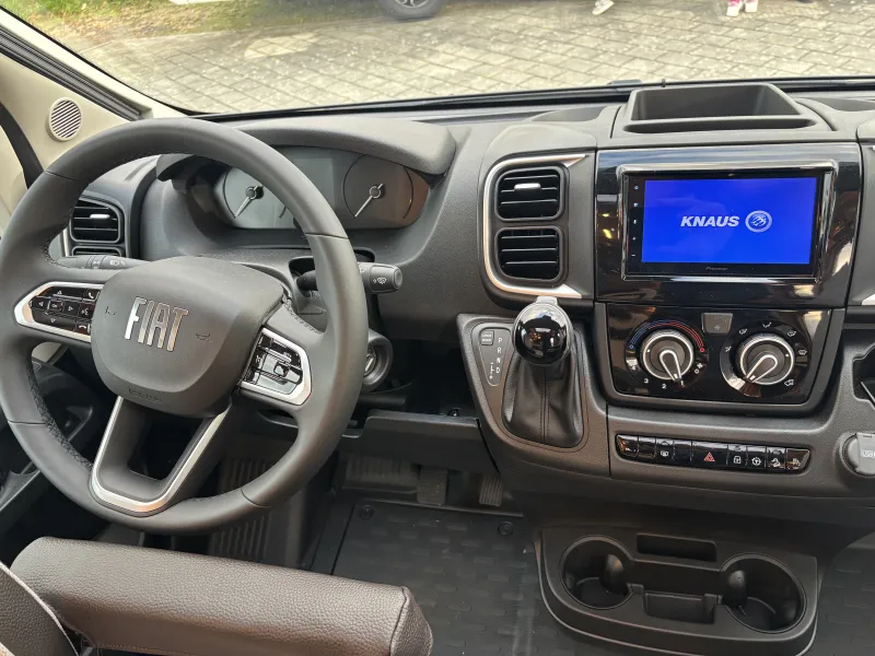 Knaus Sky TI 650 MEG IC-Line Vollausstattung! Aut.