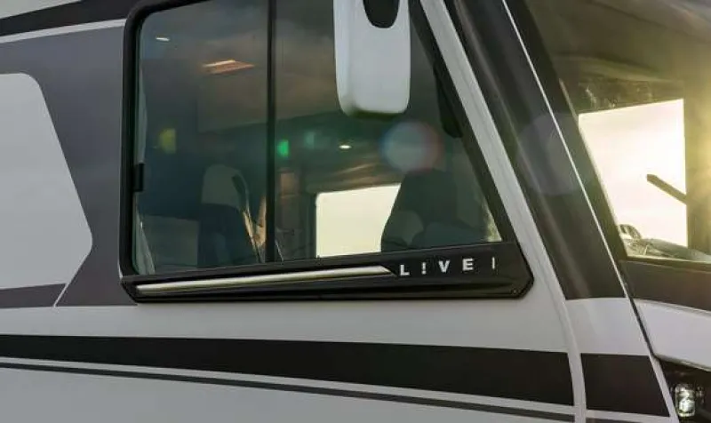 Knaus L!VE I 650 MEG 180 PS, Lithiumbatterie LIVE