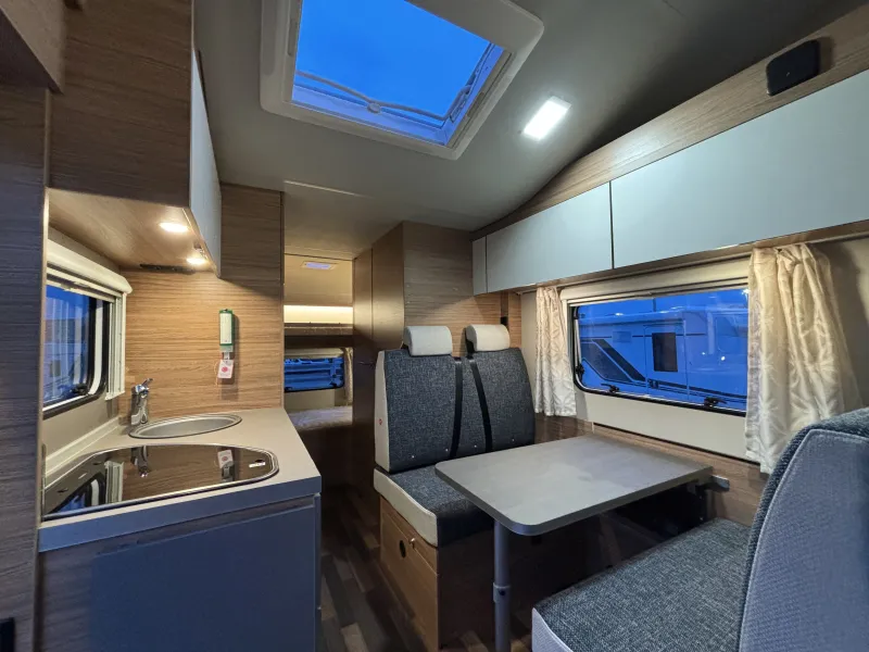 Weinsberg CaraHome 600 DKG Dachklima, Markise ISO-Fix