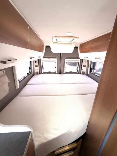 VanTourer 600 L 165 PS Ambientebeleuchtung