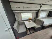 Fahrzeugbild Hobby Excellent 460 SL Aus Rentnerhand wie NEU #8