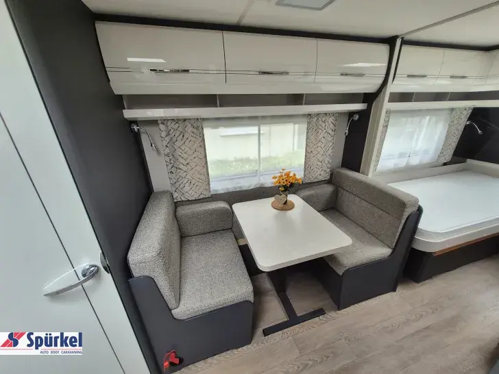 Fahrzeugbild Hobby Excellent 460 SL Aus Rentnerhand wie NEU #8