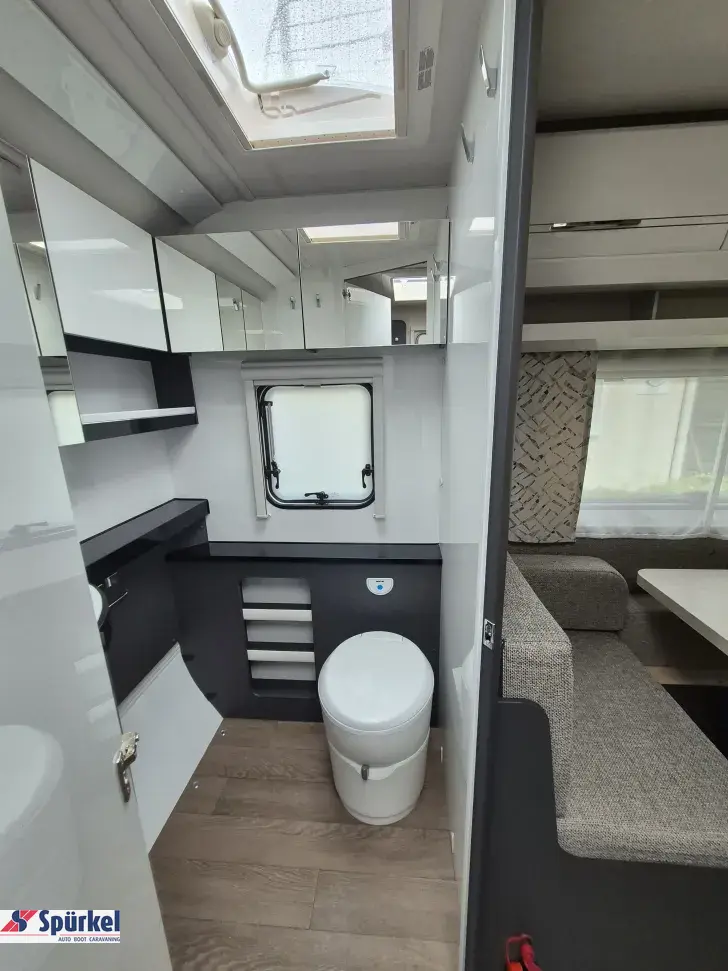 Fahrzeugbild Hobby Excellent 460 SL Aus Rentnerhand wie NEU #29