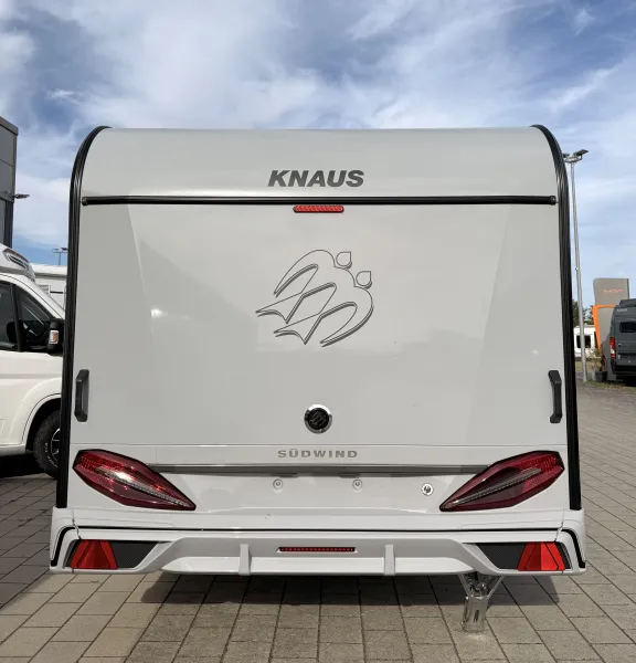 Knaus Südwind 540 UE Black Selection Fußbodenheizung, Tellerfedern