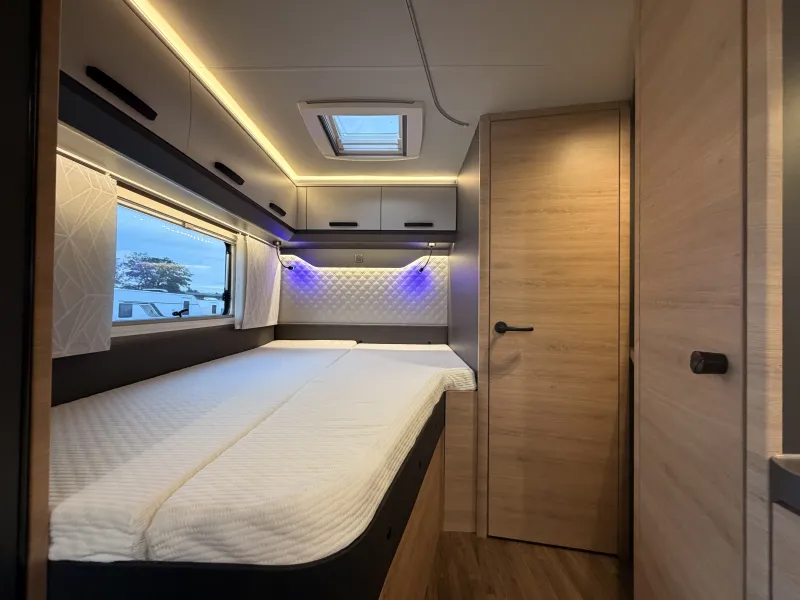 Knaus L!VE TI 650 MF Platinum Selection AHK Rahmenf. 180Ah.-Lithium