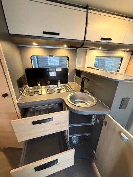 Knaus L!VE TI 650 MF Platinum Selection AHK Rahmenf. 180Ah.-Lithium