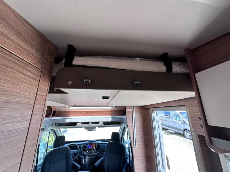 Weinsberg CaraSuite 650 MEG Ford Automatik, Auto-SAT + TV