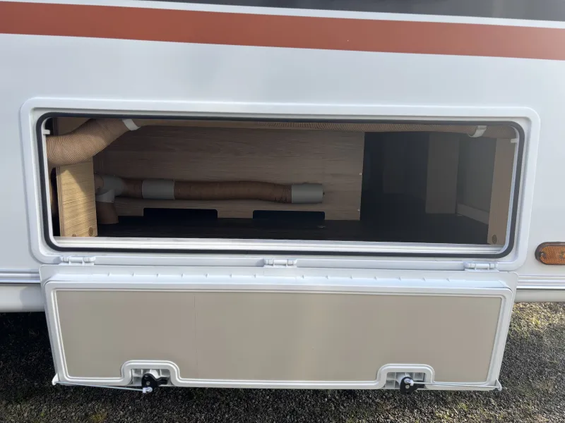 Weinsberg CaraOne 550 UK 1,7t 3 Pakete Ambientebeleucht