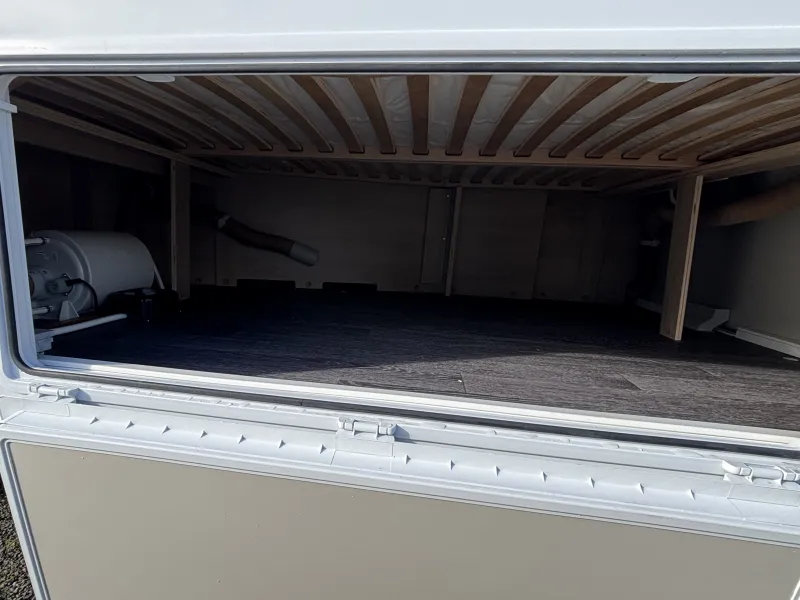 Weinsberg CaraOne 550 UK 1,7t 3 Pakete Ambientebeleucht