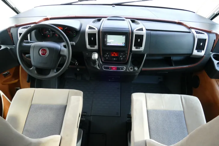 Fahrzeugbild Carthago c-tourer I 150 #8