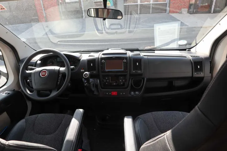 Fahrzeugbild LMC Cruiser T 672 G Comfortline #7