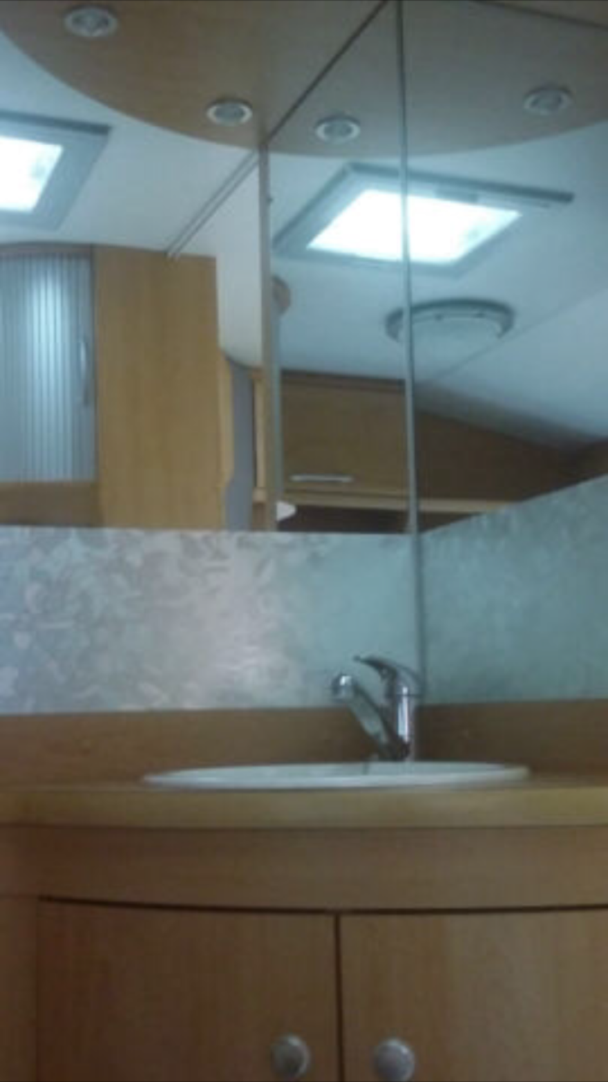 Knaus Südwind 400 TS als Wohnwagen bei caraworld.de von privat zu verkaufen