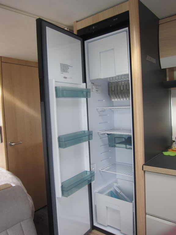 Hymer Eriba Exciting 560 Family als Pickup-Camper in Osnabrück bei