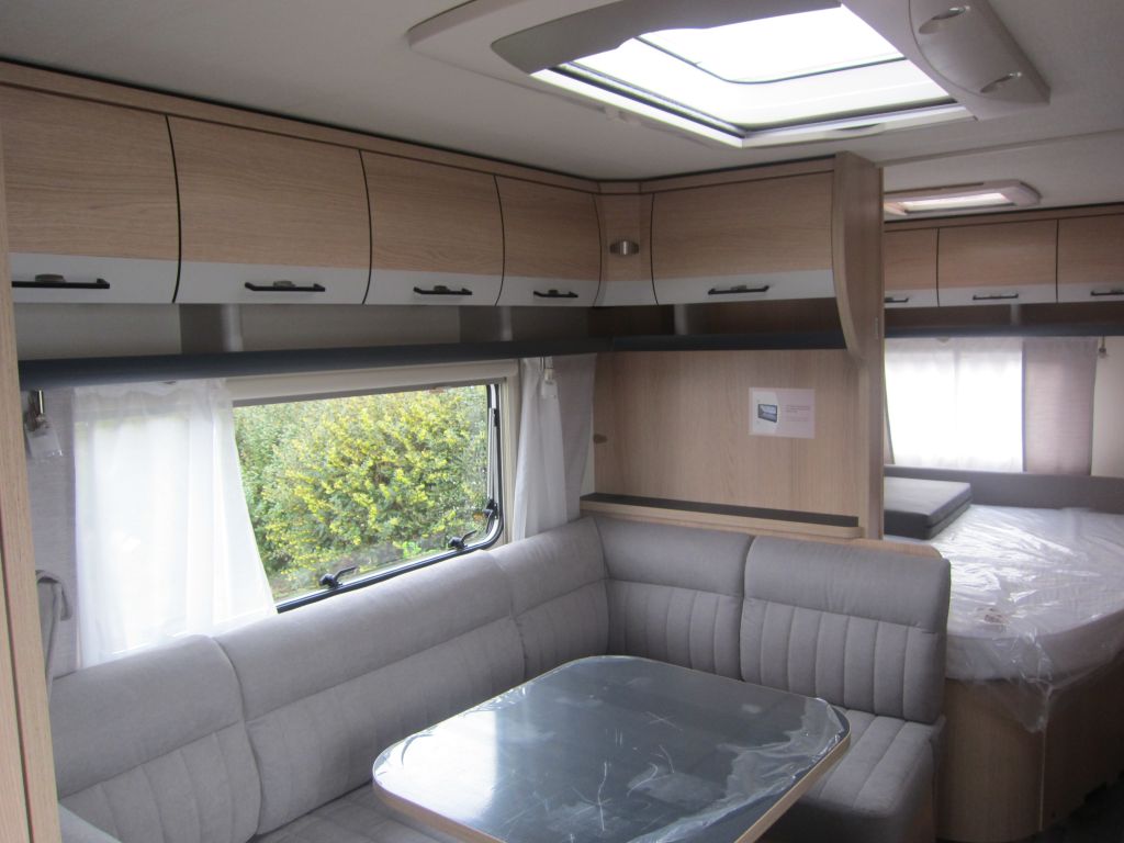 Hymer Eriba Exciting 560 Family als Pickup-Camper in Osnabrück bei
