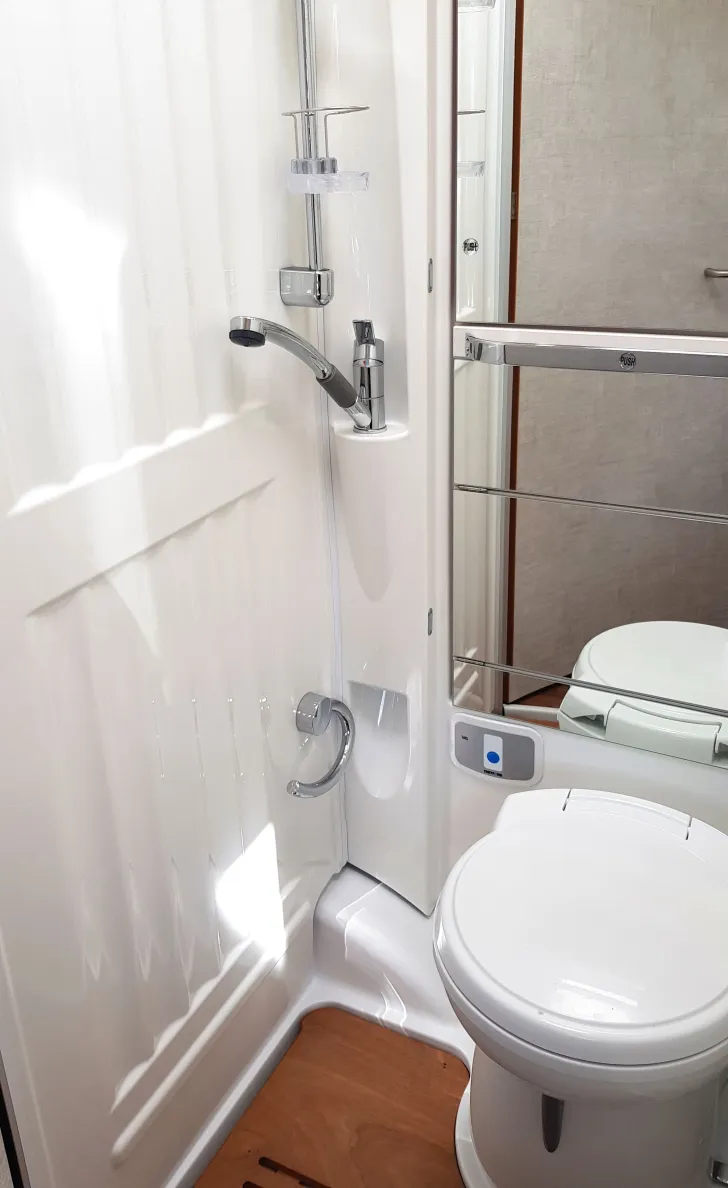 Fahrzeugbild Hymer Exsis-i 414 #29