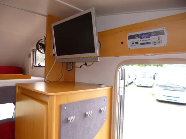 Fahrzeugbild Hymer Signo 100 #12