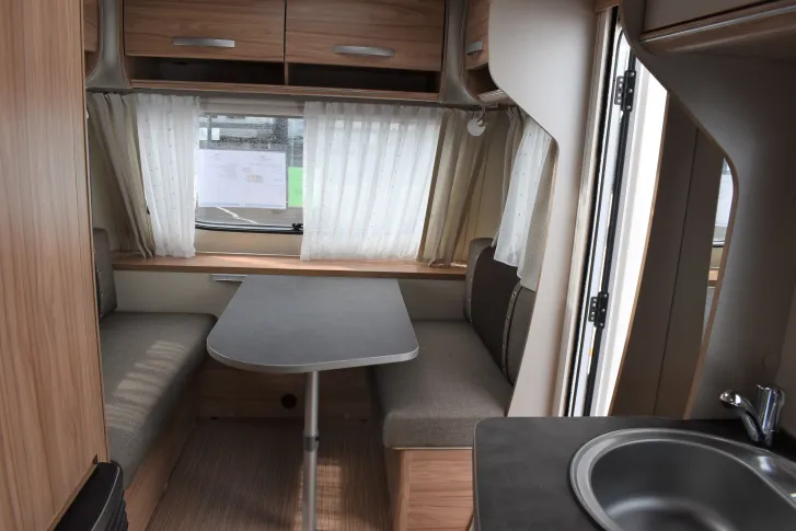 Fahrzeugbild Hymer Eriba Nova Light 425 #3