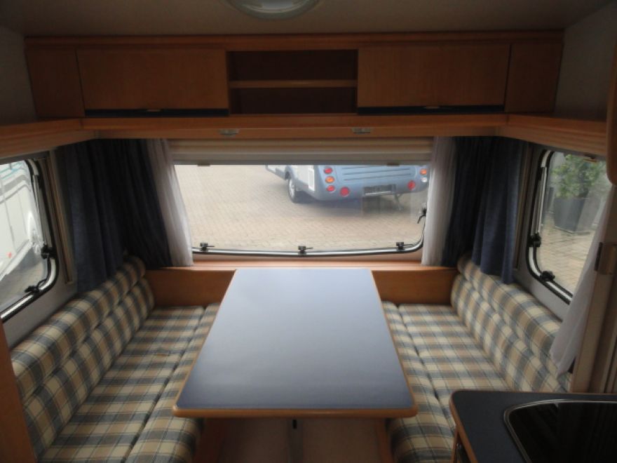 Caravelair Brasilia 410 als Wohnwagen in Blomberg bei caraworld.de von