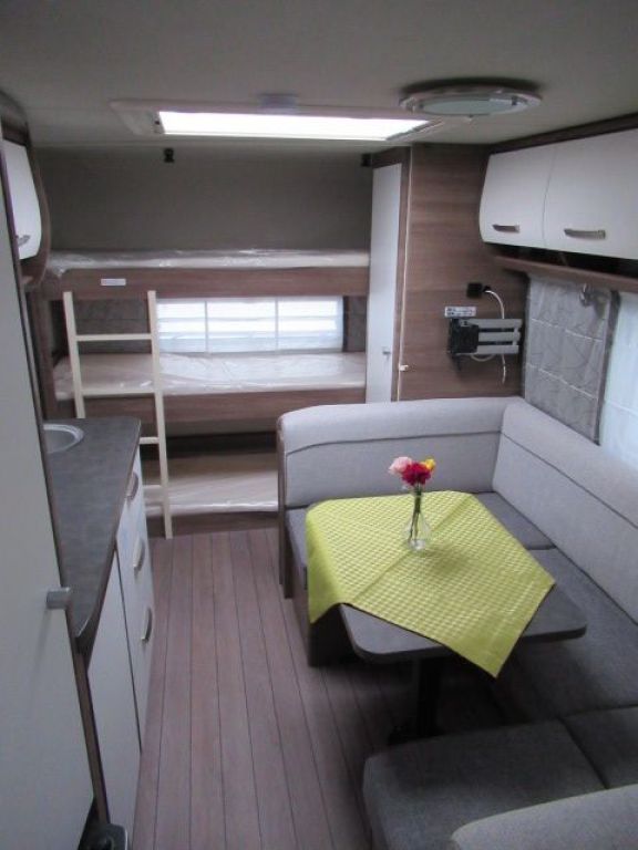 Knaus Sport 550 FSK Silver Selection als Pickup-Camper in Maintal bei