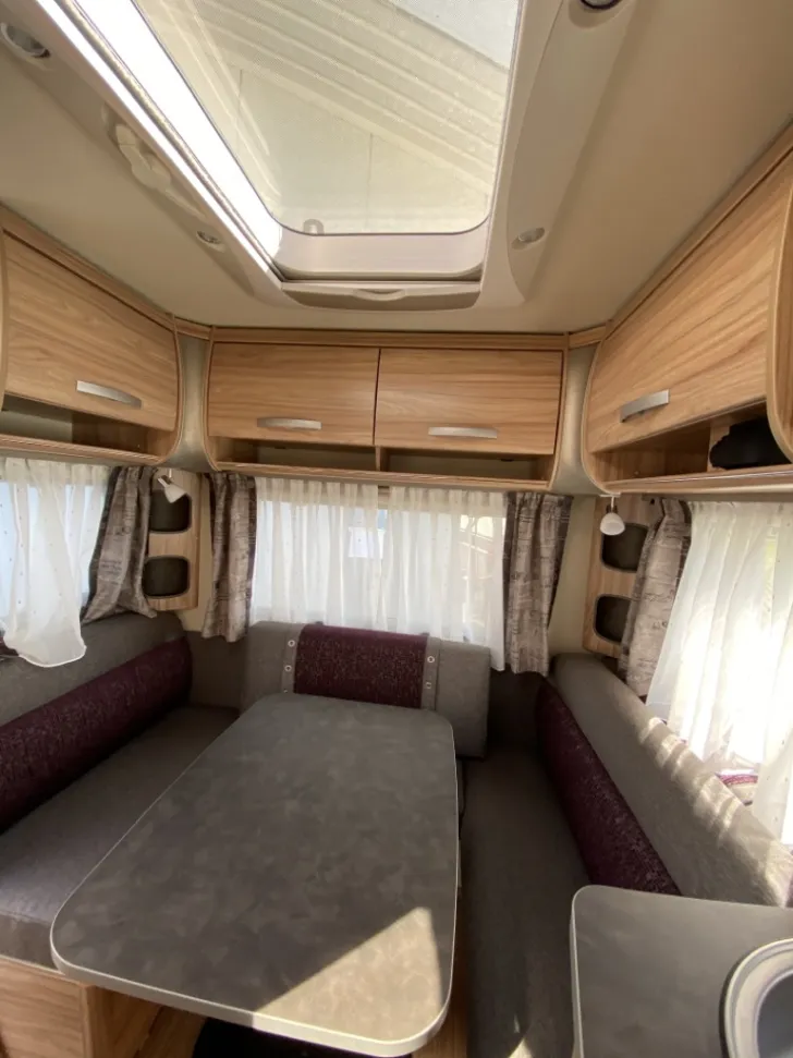 Fahrzeugbild Hymer Eriba Nova Light 470 #22
