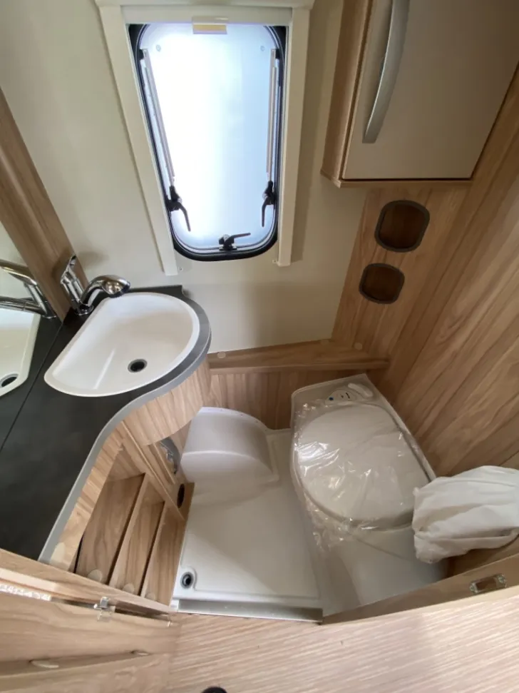 Fahrzeugbild Hymer Eriba Nova Light 470 #26