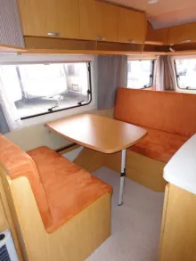 Fahrzeugbild Eifelland Holiday 395 TF Nr. 26 - Markise, franz. Bett #12