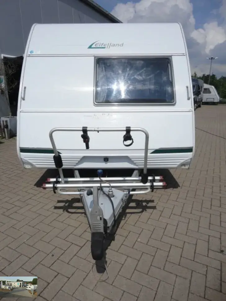 Fahrzeugbild Eifelland Holiday 395 TF Nr. 26 - Markise, franz. Bett #33