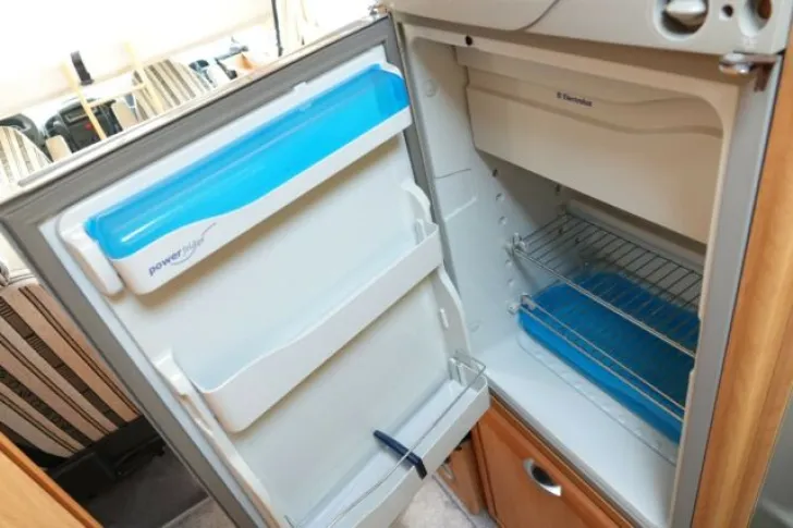 Fahrzeugbild Hymer B 584 *Barversion*Automatik*Al-Ko*Klima*AHK #14