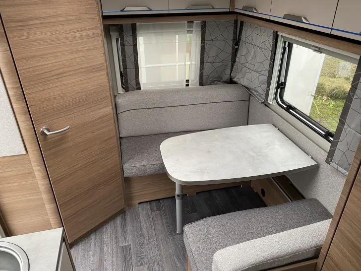 Fahrzeugbild Knaus Sport 400 QD #8