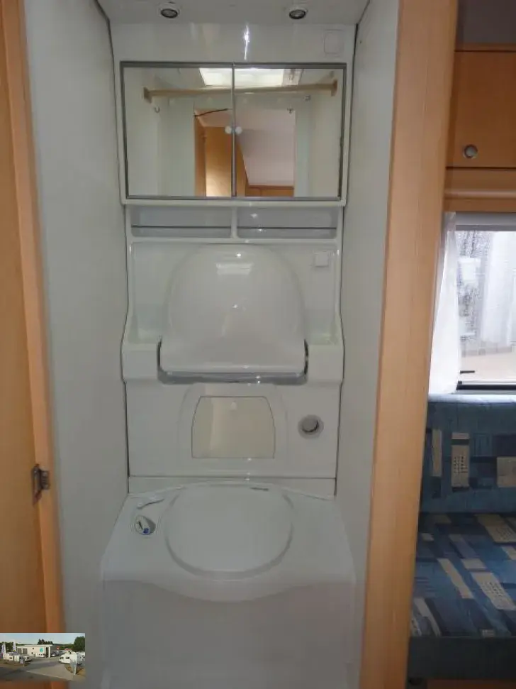 Fahrzeugbild Delta Summerliner 3900 TZV Nr. 40 - Mover, Doppelbett #24