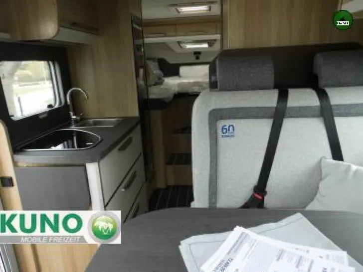 Fahrzeugbild Knaus Sky Wave 650 MEG 60 Years #7