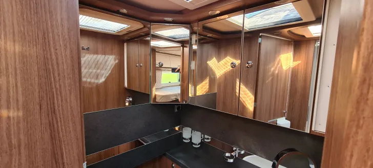 Fahrzeugbild Carthago chic e-line I 50 LE DA #21