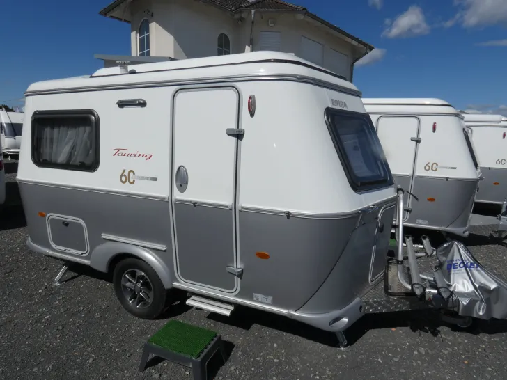 Fahrzeugbild Hymer Eriba Touring Familia 310 Edition 60 Jahre #1