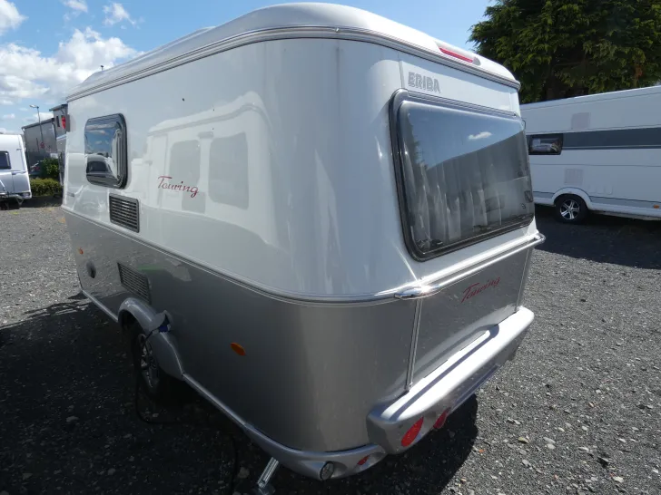 Fahrzeugbild Hymer Eriba Touring Familia 310 Edition 60 Jahre #3