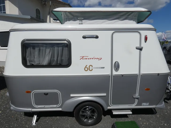 Fahrzeugbild Hymer Eriba Touring Familia 310 Edition 60 Jahre #11