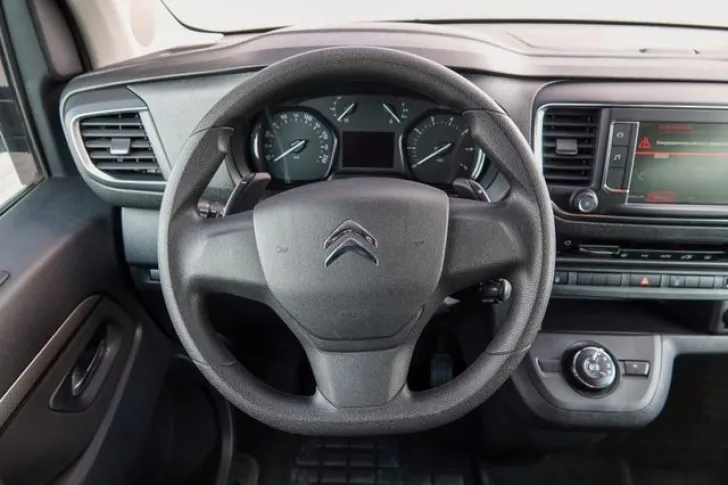 Fahrzeugbild Pössl Campster Aufstelldach*Automatik*5Sitze*AHK*Xenon #11
