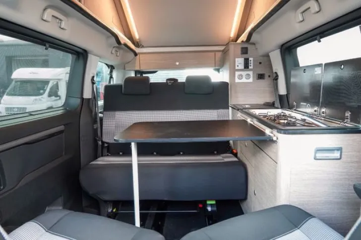 Fahrzeugbild Pössl Campster Aufstelldach*Automatik*5Sitze*AHK*Xenon #14